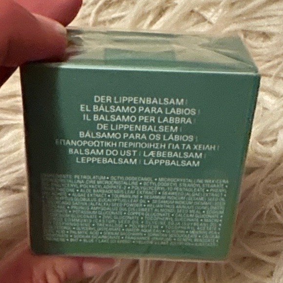 La Mer The Lip Balm - Picture 2 of 4